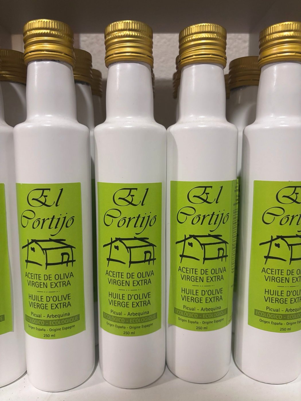 Aceite de oliva virgen extra El Cortijo, ecológico, picual y arbequina, del tío de Alberto